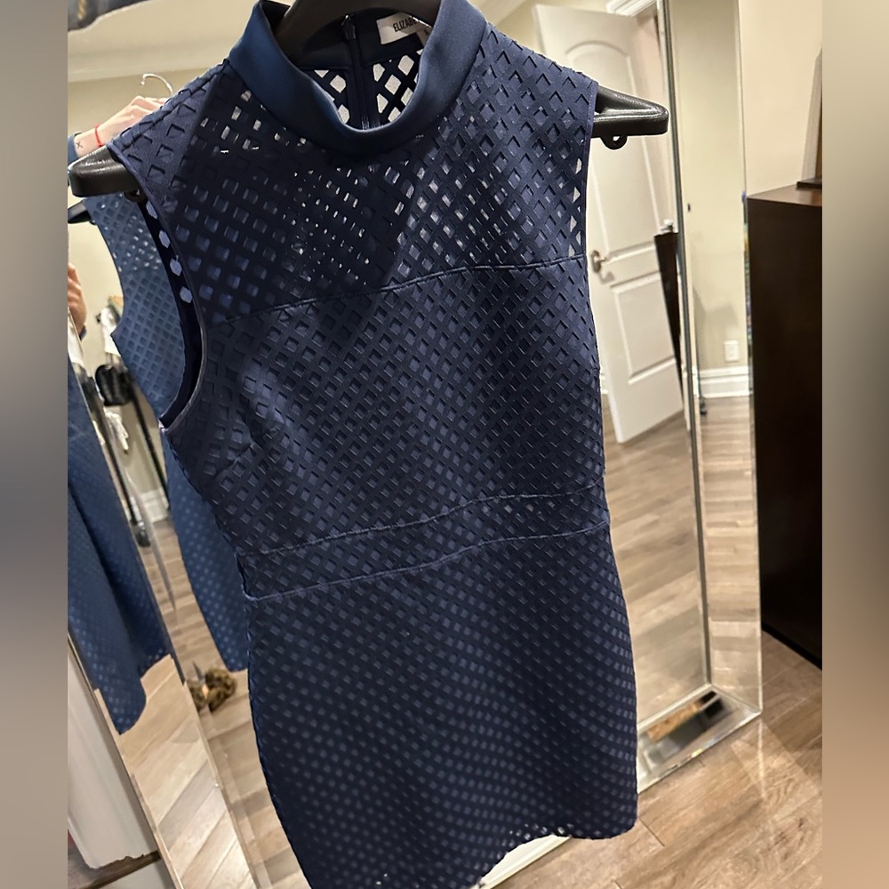 Elizabeth and James mini dress size 8 navy blue